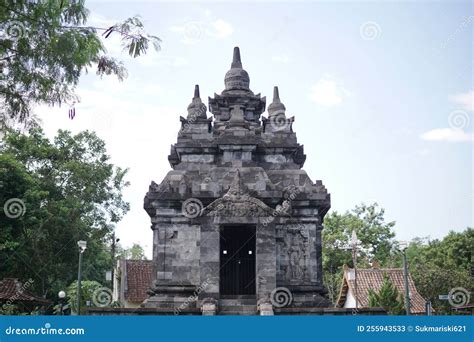 Templo Pawon Agung: Bí mật lịch sử và vẻ đẹp cổ kính ẩn hiện giữa lòng Yogyakarta!