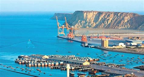  Gwadar Port! Cột Mốc Phát Triển và Vẻ Đẹp hoang dã của Bờ Biển Pakistan