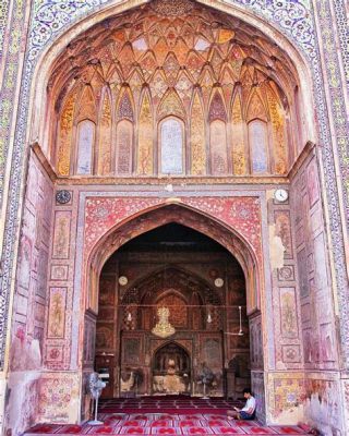 Masjid Wazir Khan: Một Kiệt Tác Kiến Trúc Hồi Giáo Rực Rỡ và Lịch Sử!