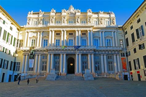  Palazzo Ducale Genova:  Cung điện lịch sử với những tác phẩm nghệ thuật đáng kinh ngạc!